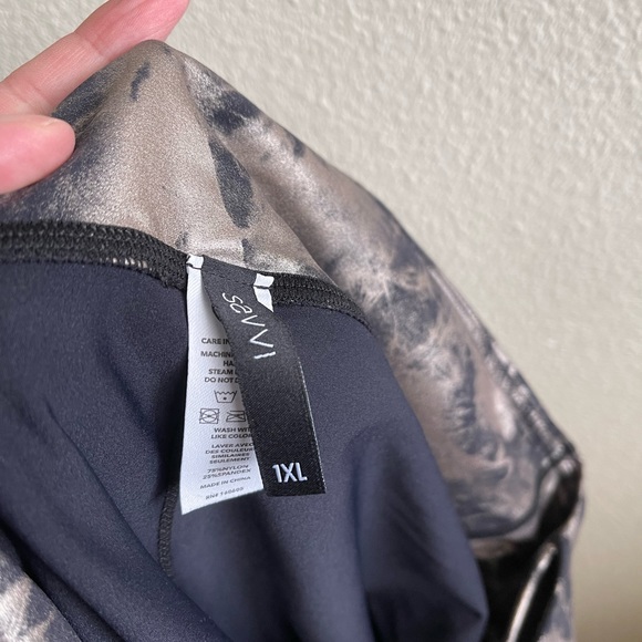 Savvi Metallic Print Athletic Leggings - Picture 7 of 10